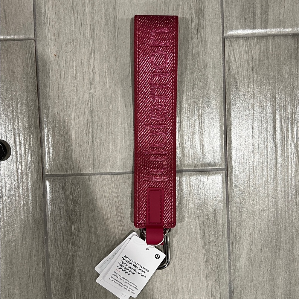 Lululemon Athletica Fuchsia Key Holder - Picture 2 of 5